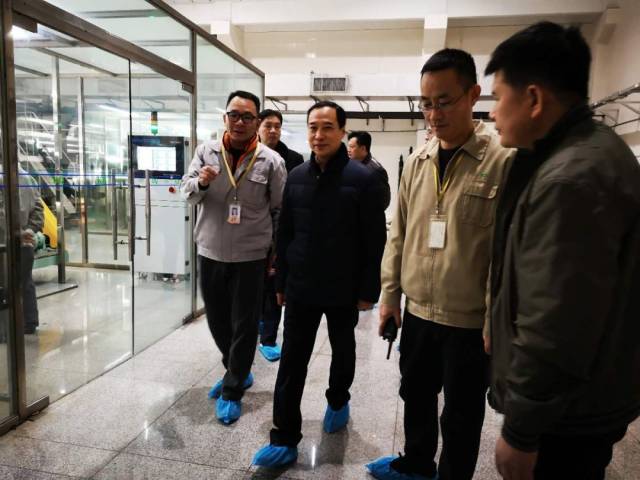 市委常委副市长吕成蹊检查岁末年初安全生产工作
